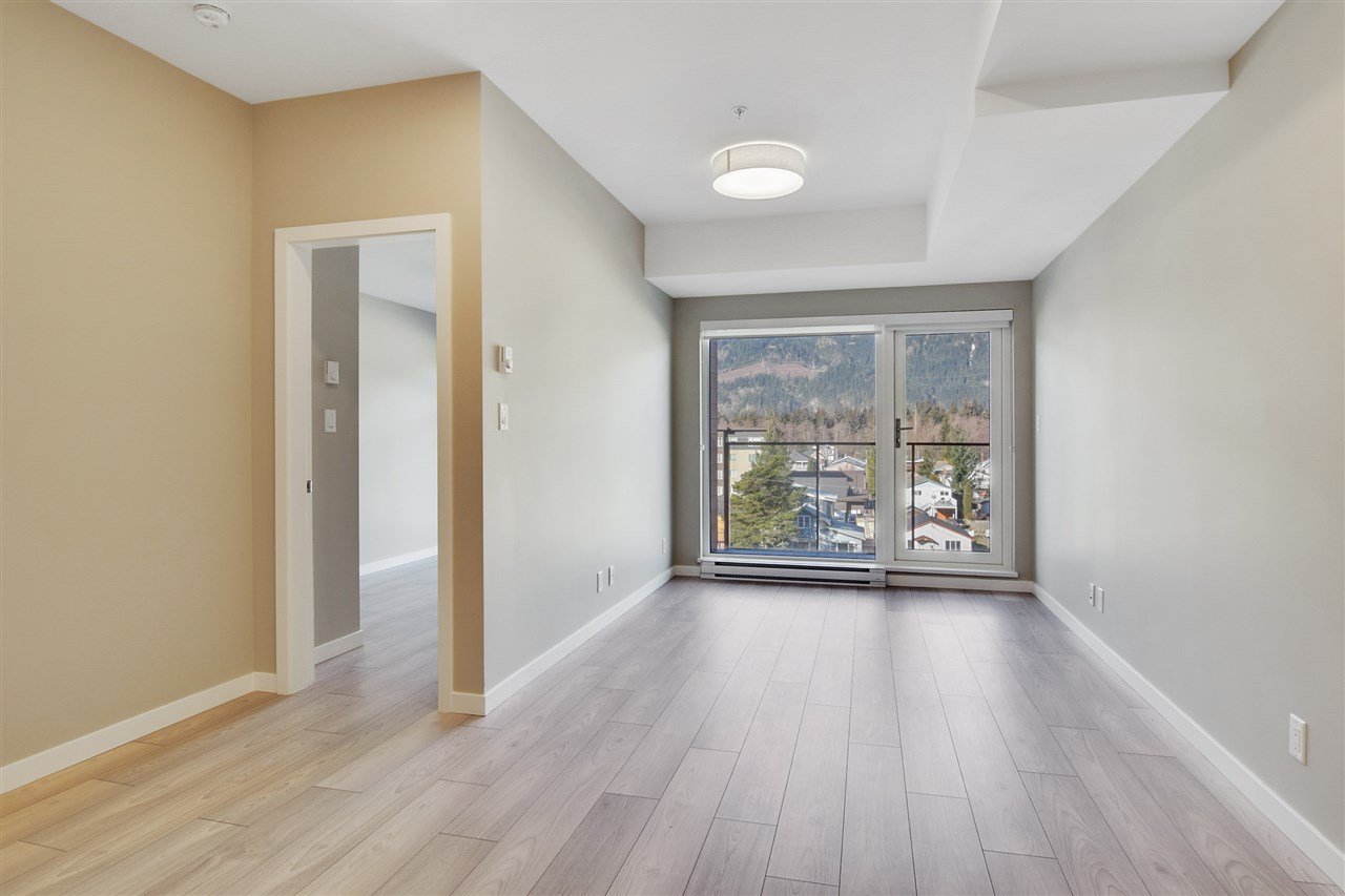 507-38033 Second Ave