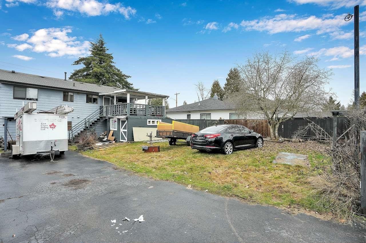 9428 132 St