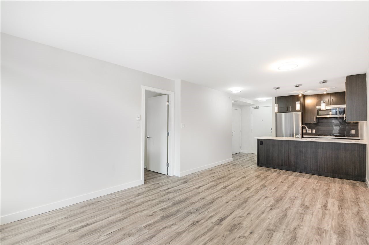 205-619 Fifth Ave