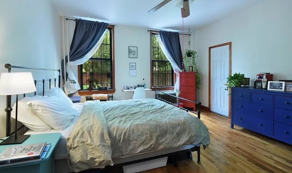 360 Carlton Ave Apt: 1