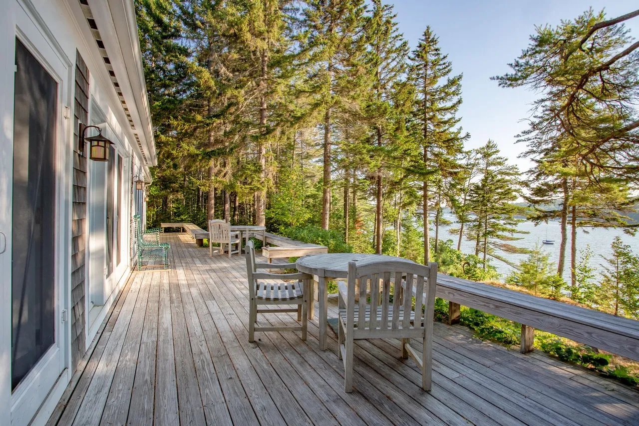 New Waterfront Listing! 59 Spruce Point Road, Bremen, Maine – $950,000