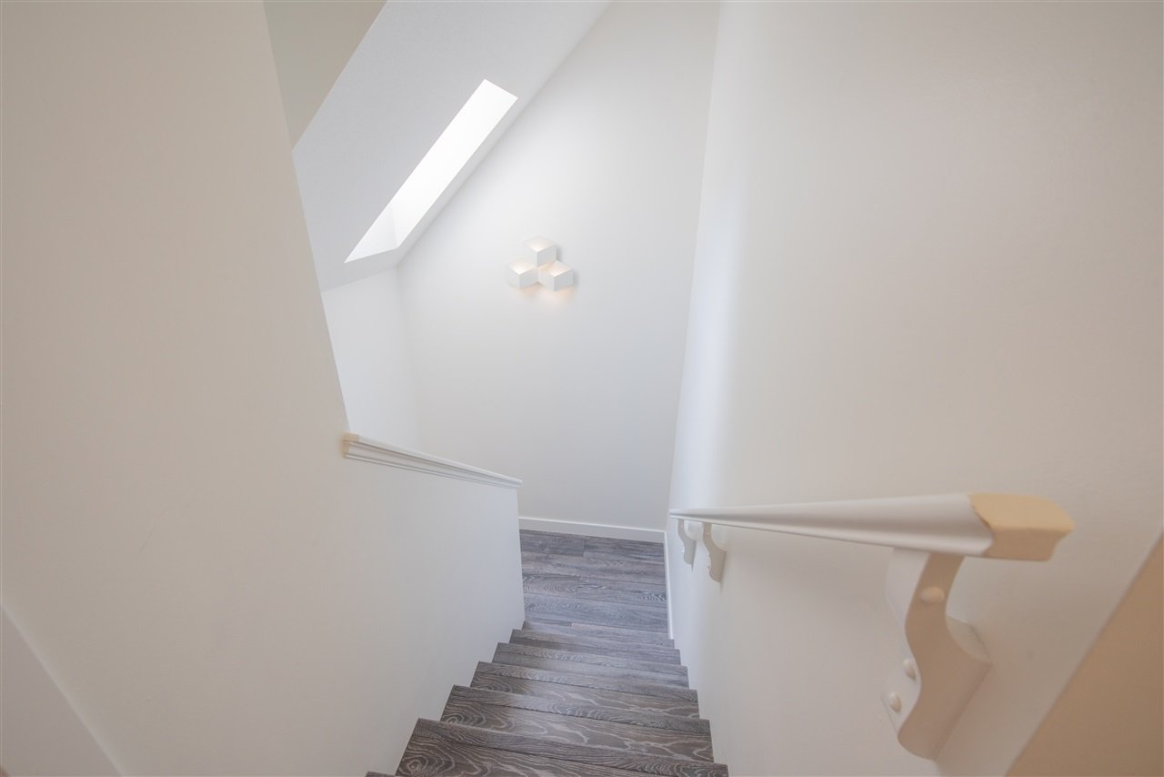 51-8533 Cumberland Pl