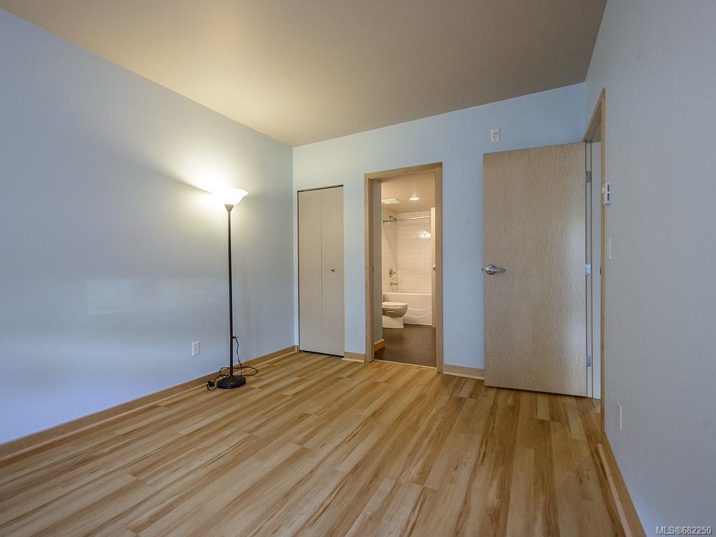 102-787 Tyee Rd