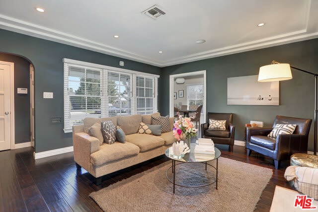 5543 Carpenter Ave