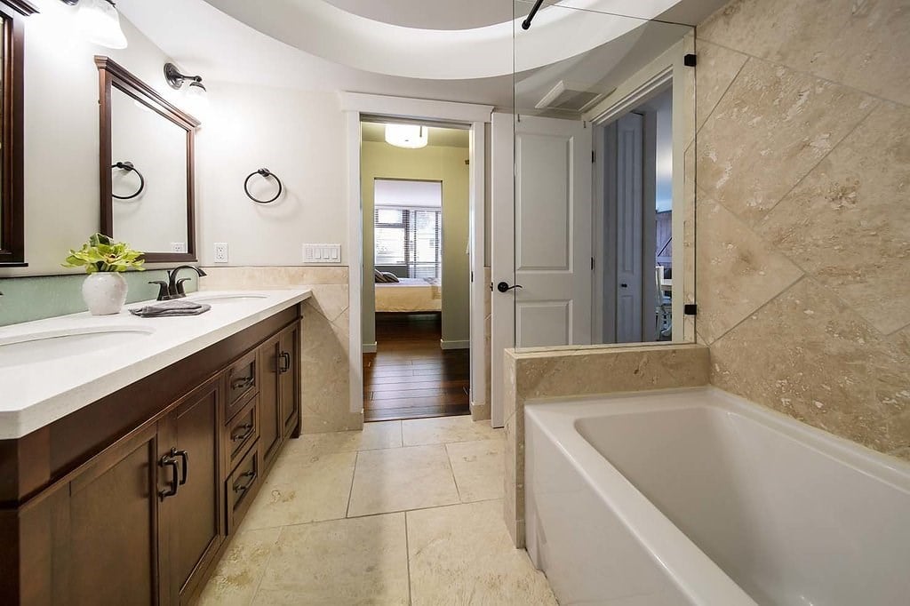 302-2445 W 3rd Avenue, Vancouver