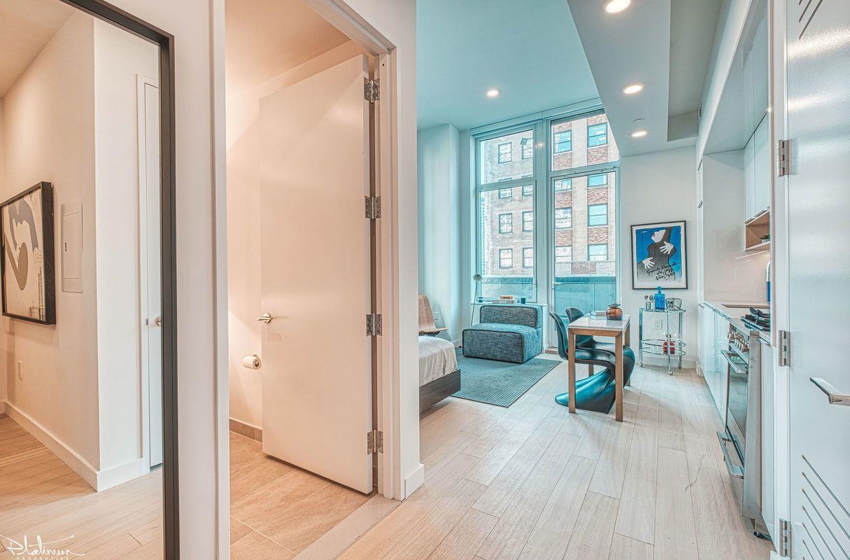 20 Broad Street, Apt 2119