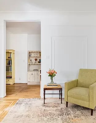 333 4th Street Unit: 2G