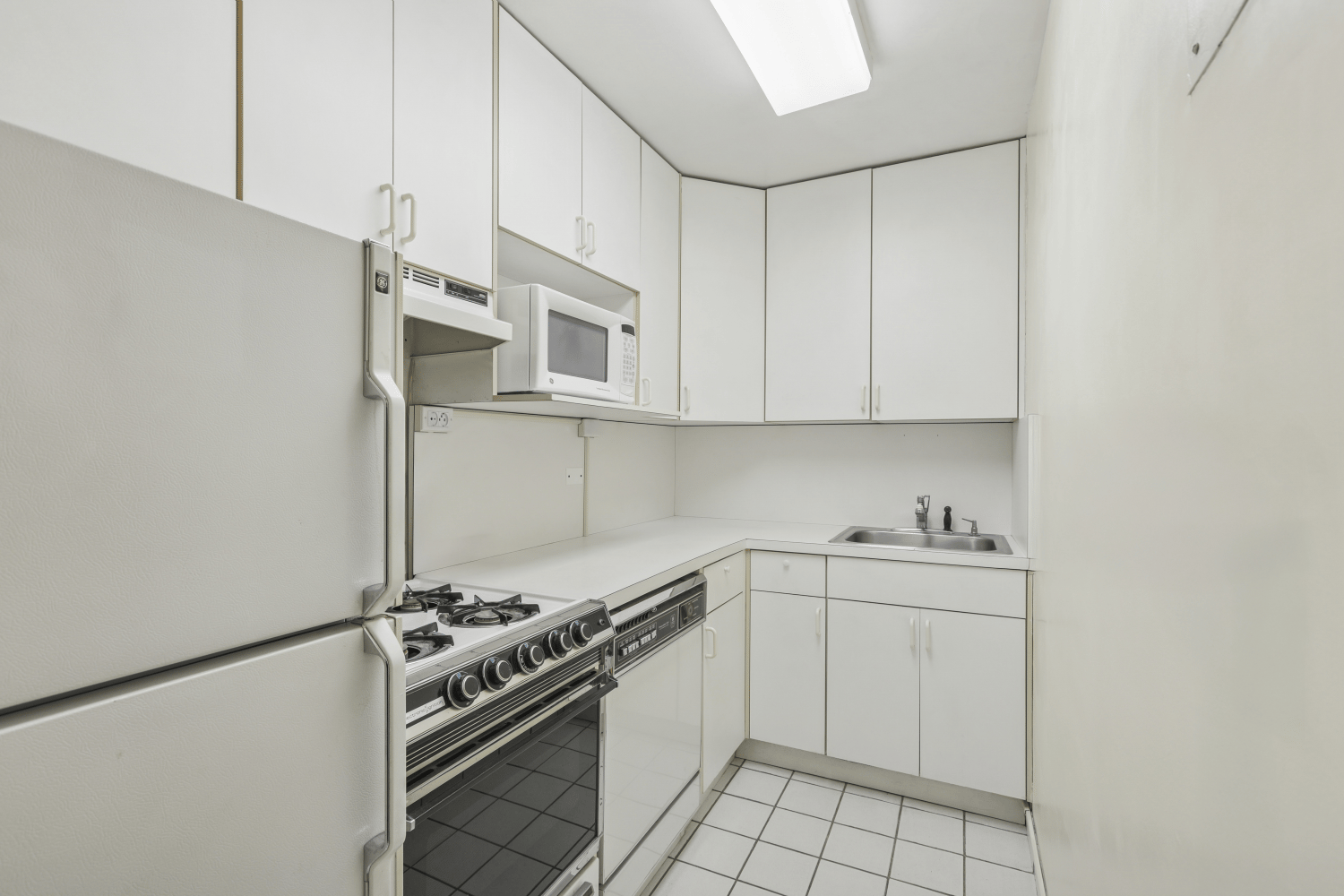 10 East End Avenue, Apt 10L
