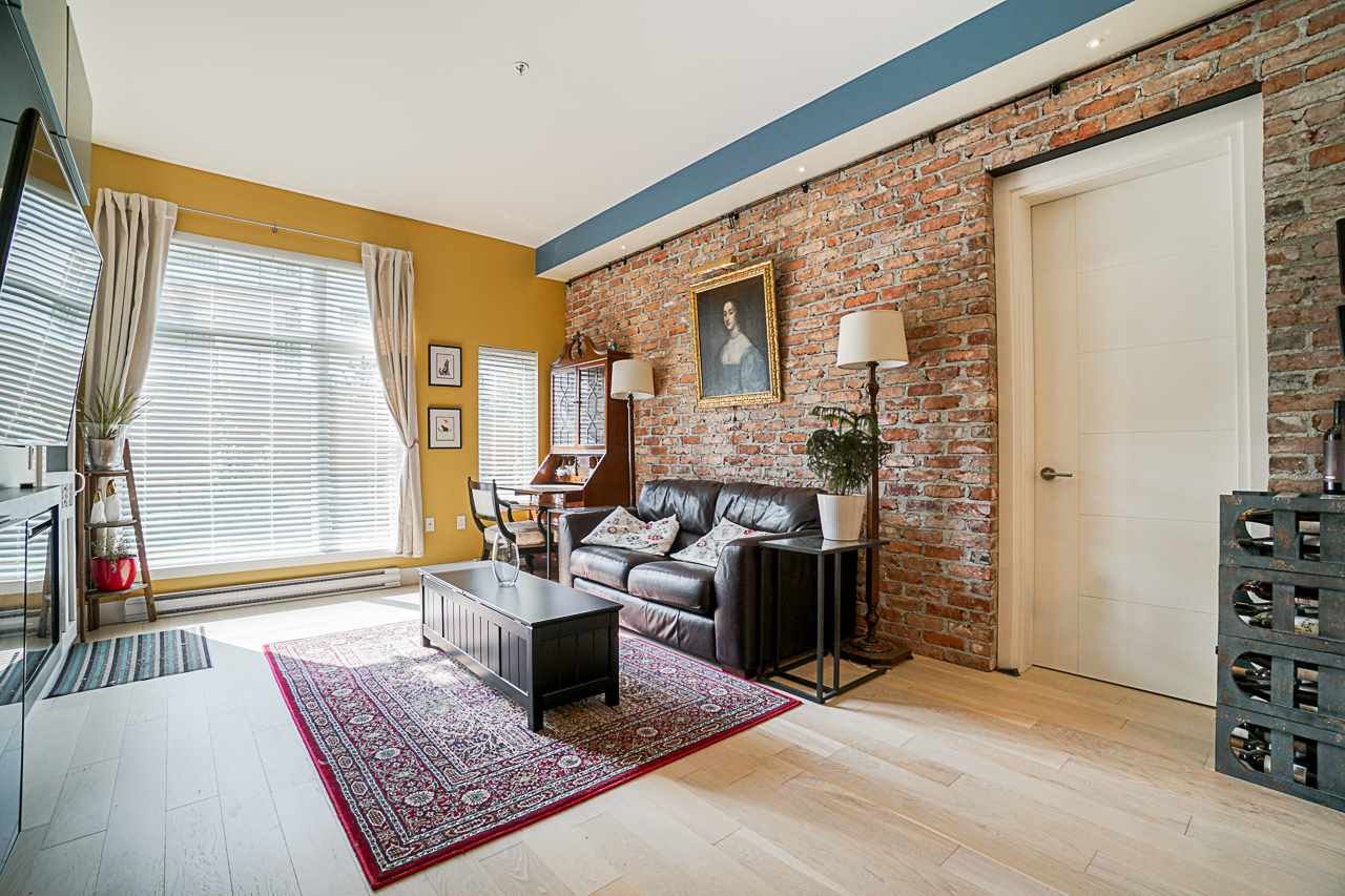 115-262 Salter St