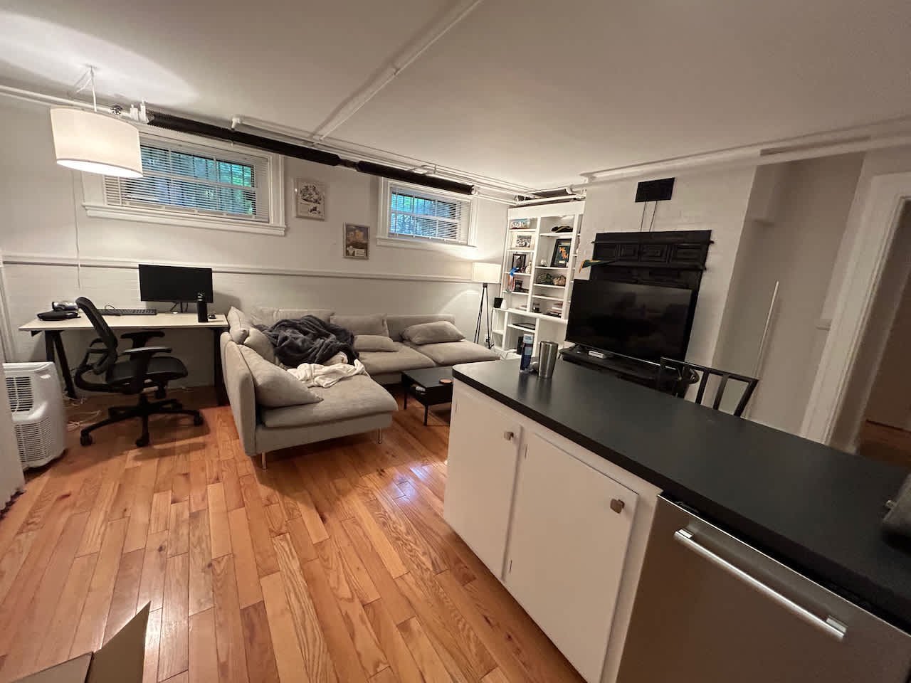 Fairfield @ Marlborough Street 1 Bed - Private Entry and Semi-Private Patio! available AUGUST! 