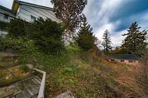 1212 Craigflower Rd