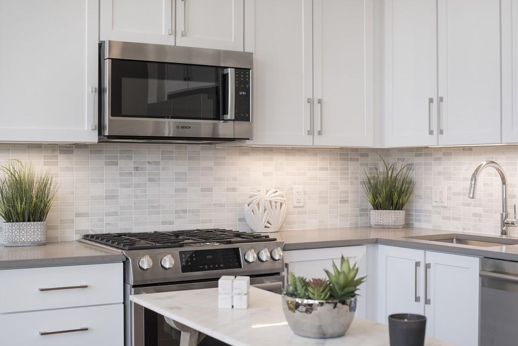 65 Meridian St #3