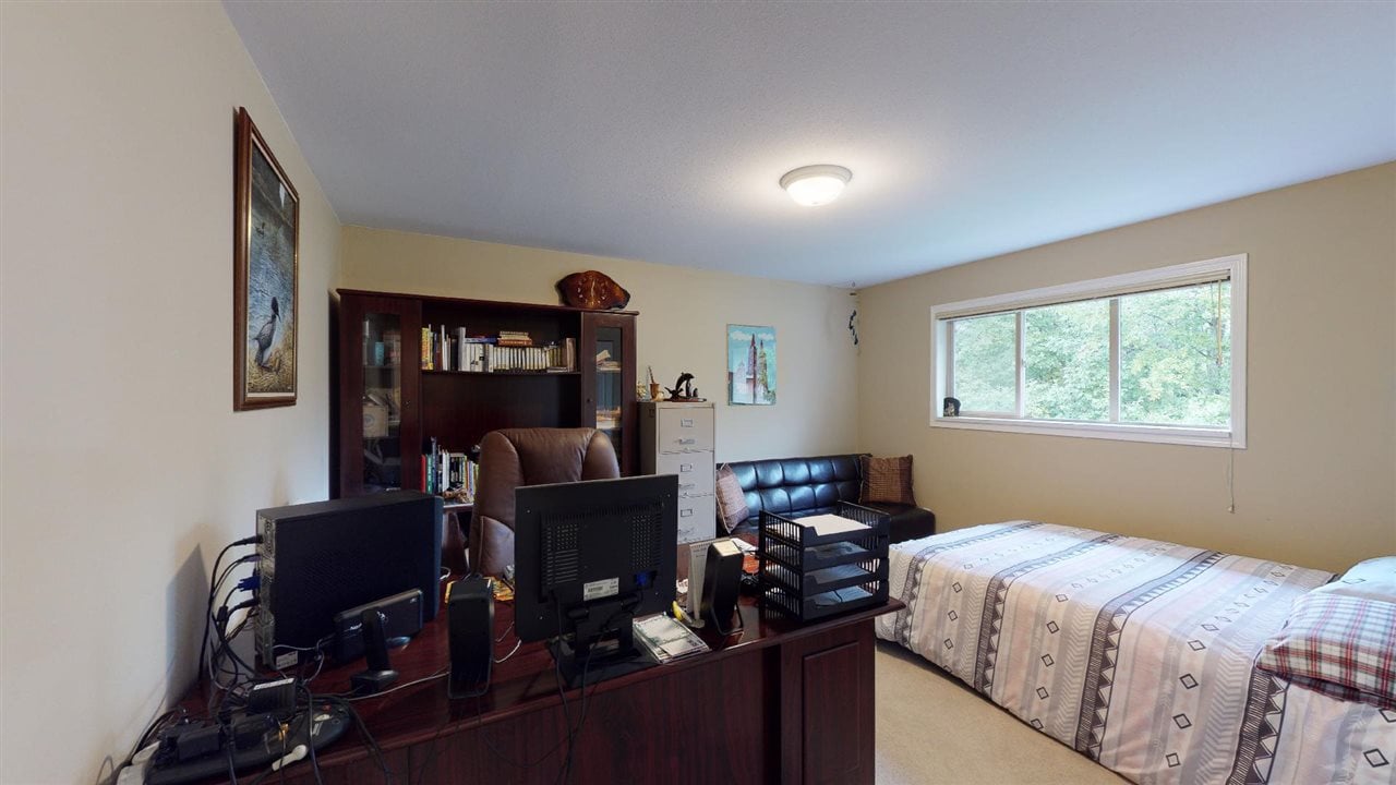 1020 Tantalus Pl