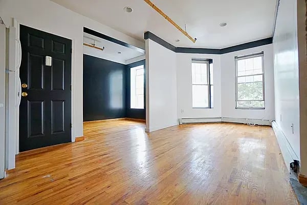 832 Quincy Street Unit: 3F