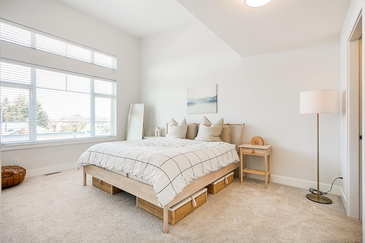 2-22128 48a Ave
