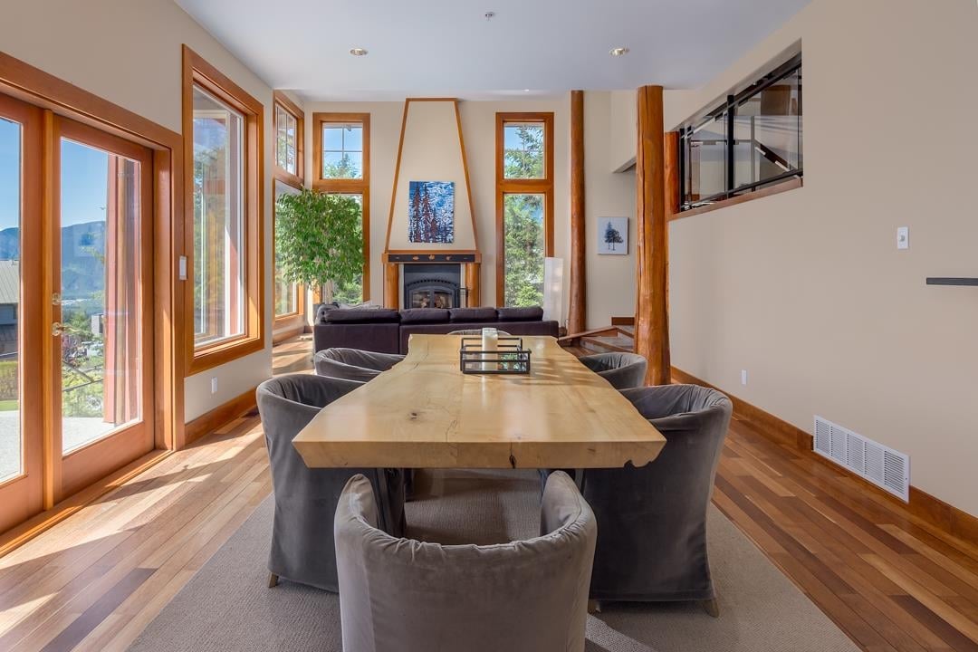 4-40781 Thunderbird Ridge
