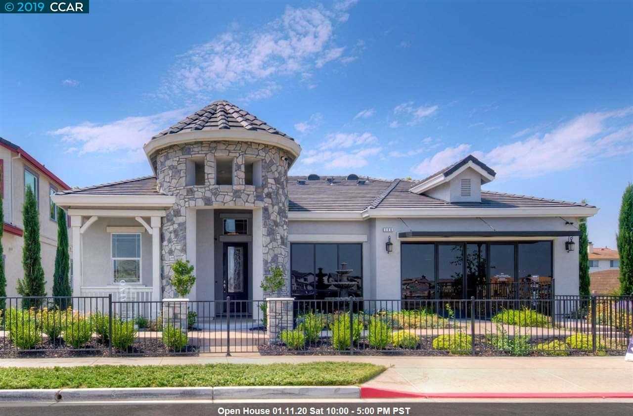370 Fletcher Ln