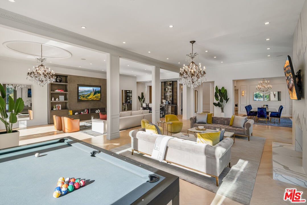 Noble Villa