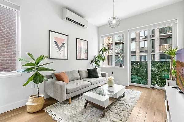 26 East 19th Street Unit: 2A