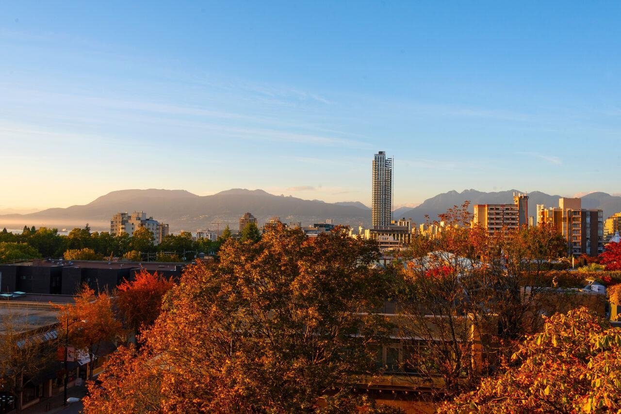 525-1445 Marpole Ave