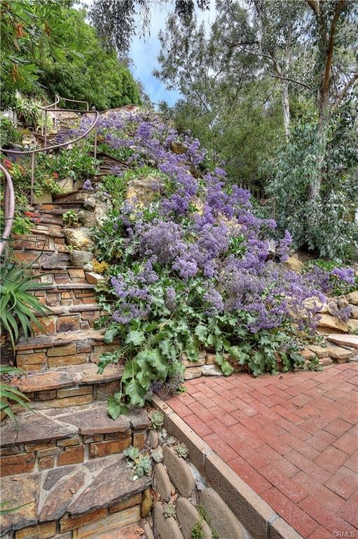 190 Canyon Acres Drive