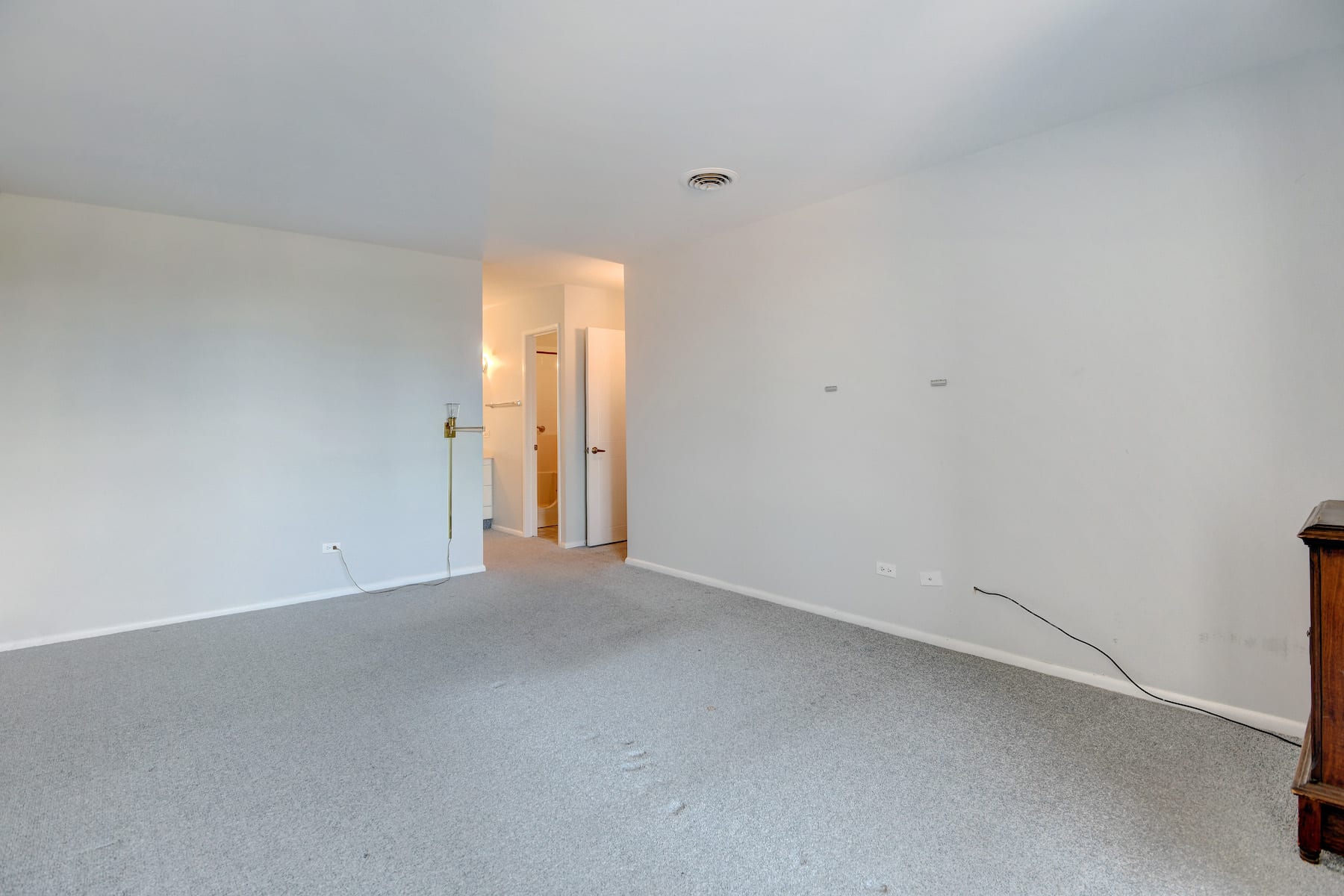4570 E Yale Avenue #301