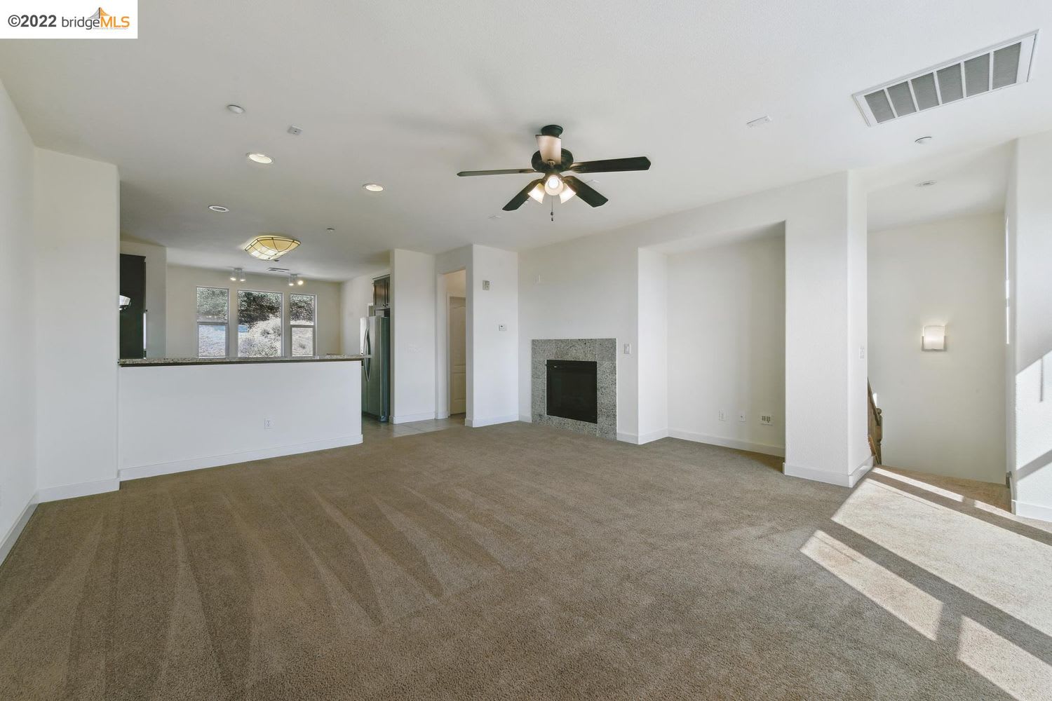 6415 Blue Rock Ct, Oakland, CA 94605