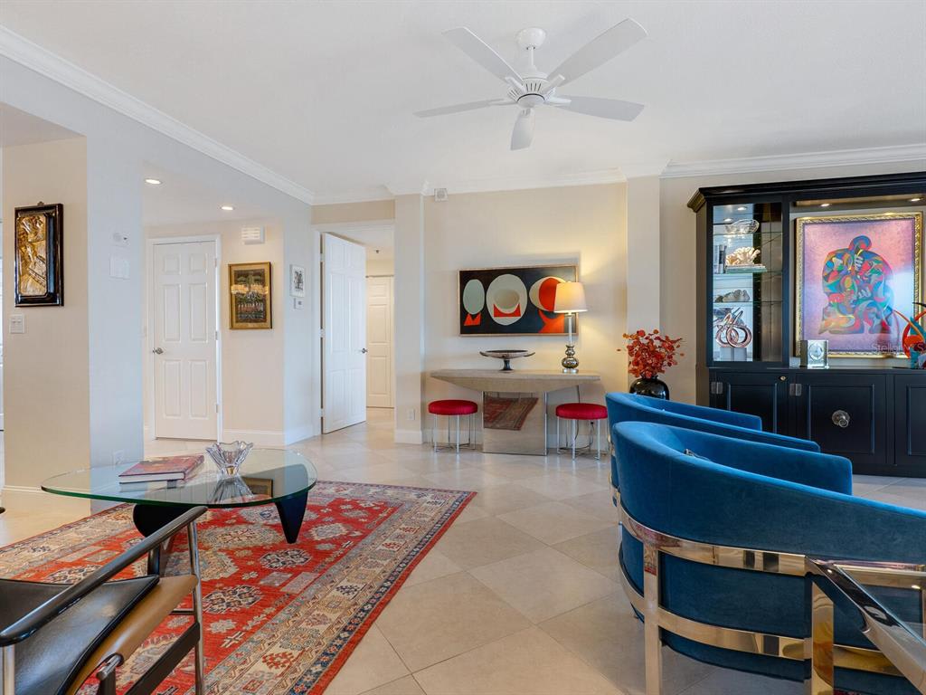 1255 North Gulfstream Ave, #904