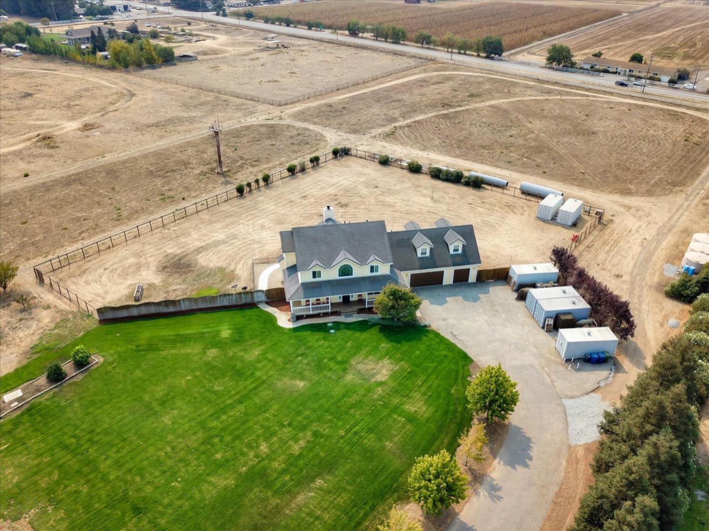 2760 Leavesley RD
