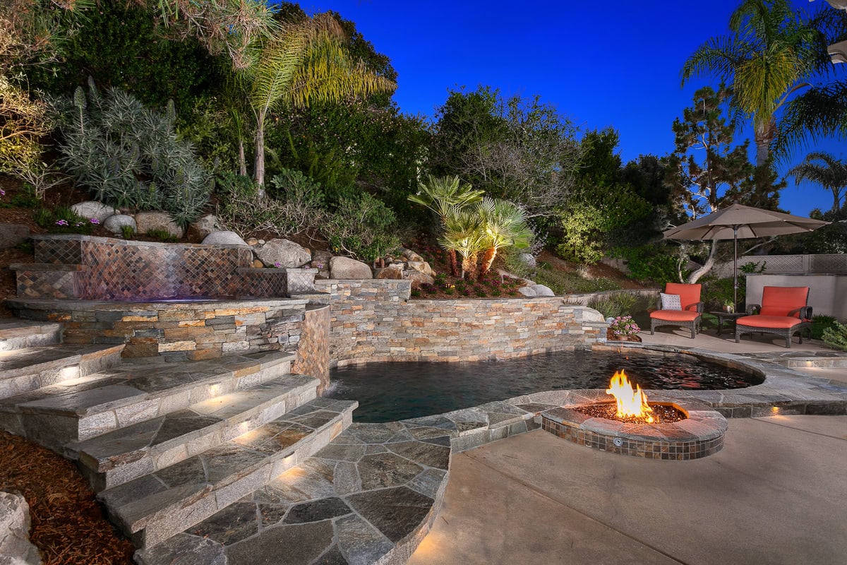 5260 Beachcomber Ct.