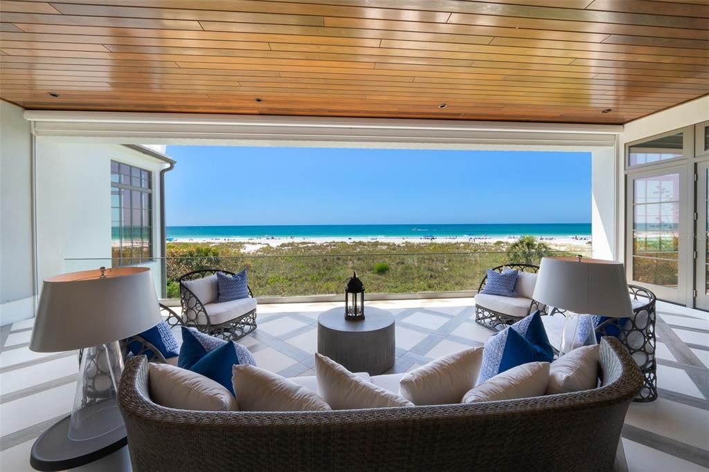 100 Beach Ave, Anna Maria