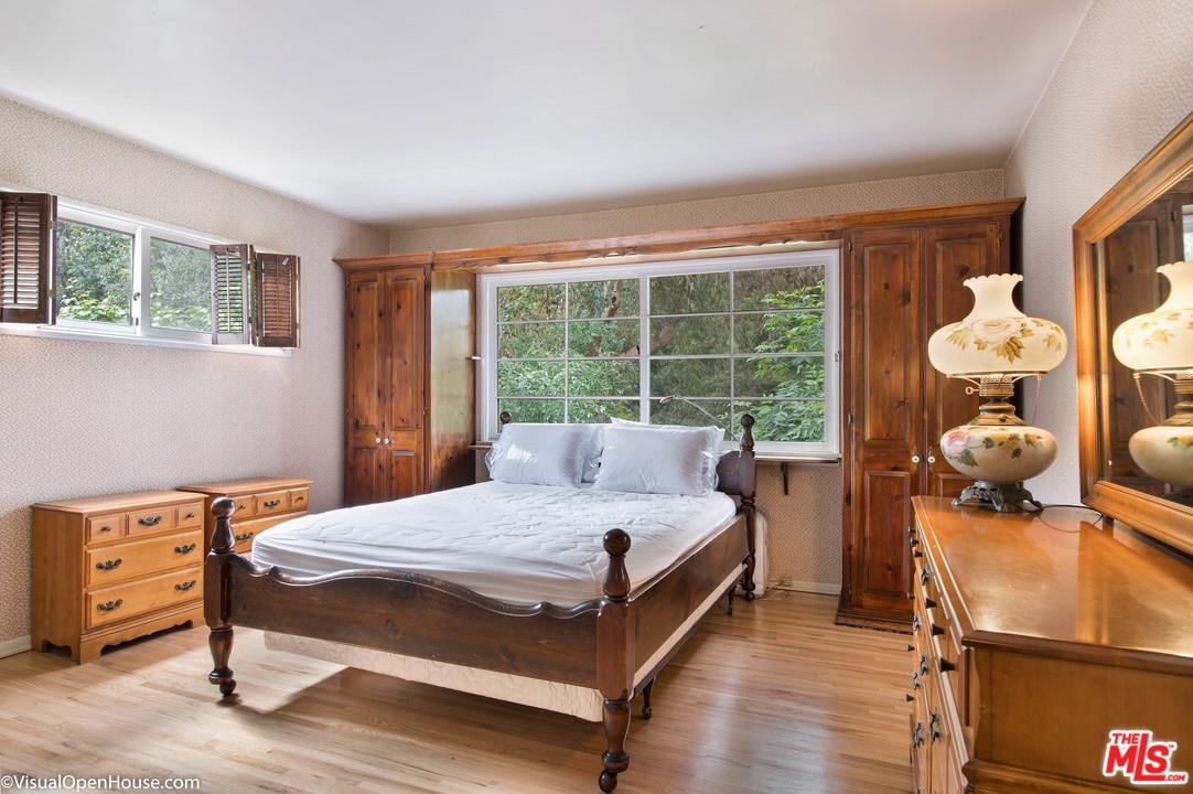 Charming 2 Bedroom Cottage in Studio City