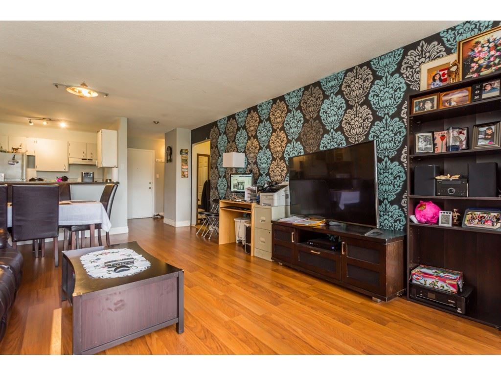 111-9300 Glenacres Dr