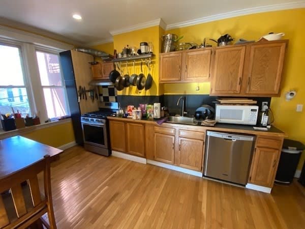 15 Forbes St. Unit: B