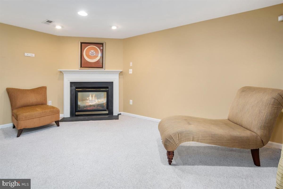 1440 Thornbury Ct