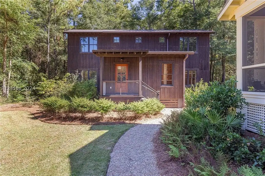 13 Fox Squirrel Ct