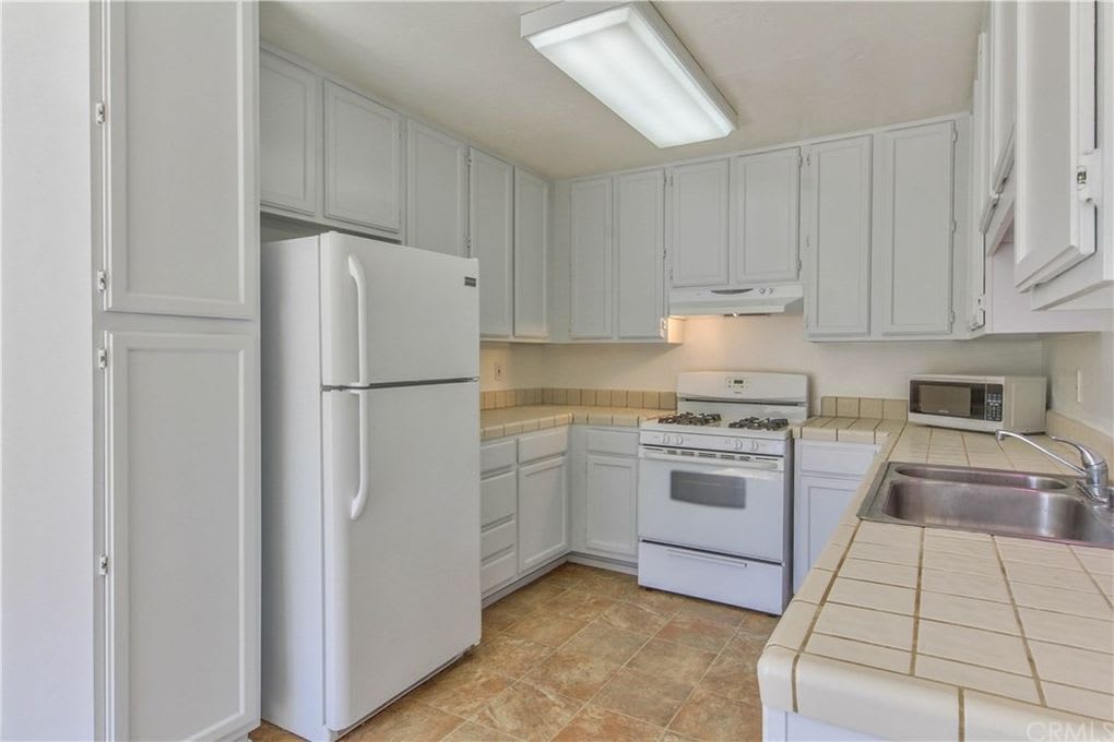 205 Silver Leaf Dr Apt A