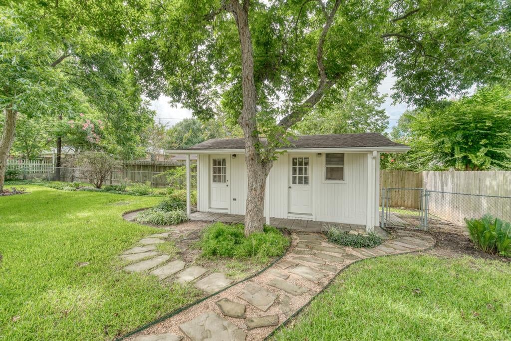 1502 Leslie D Ln Brenham, Tx 77833