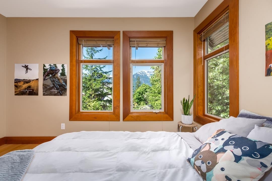 4-40781 Thunderbird Ridge