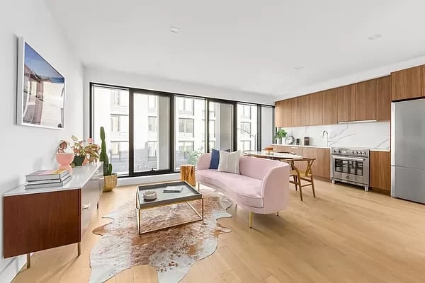 256 North 9th Street Unit: 3A