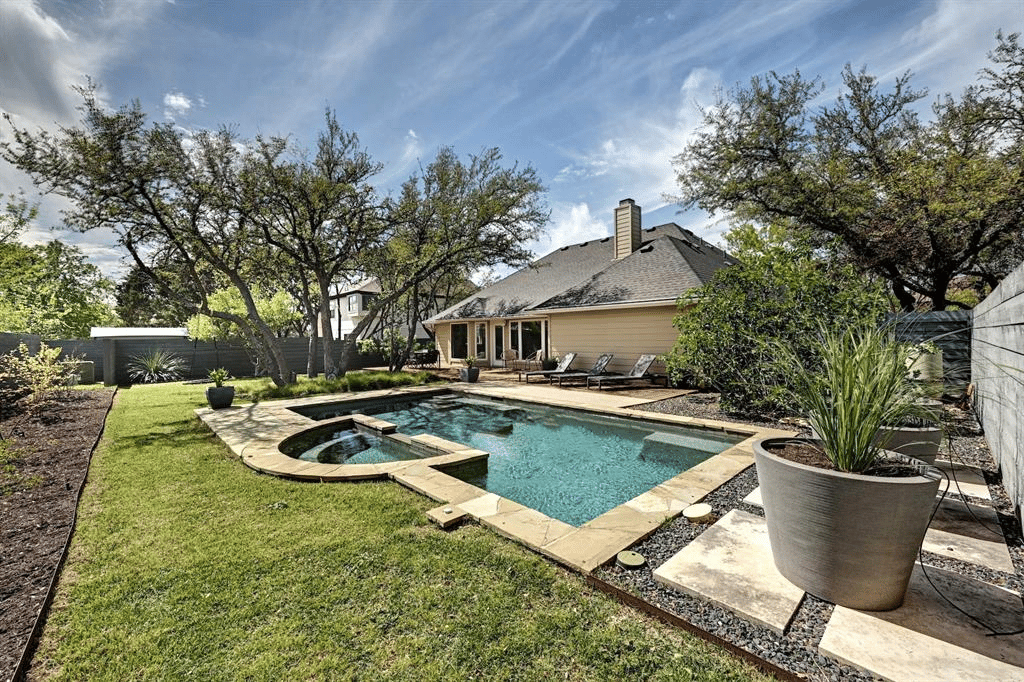 6901 Breezy Pass, Austin, Texas 78749