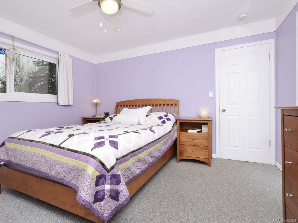 566 Ledsham Rd, Colwood