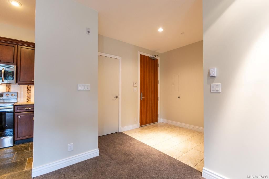 320-1325 Bear Mountain Pkwy