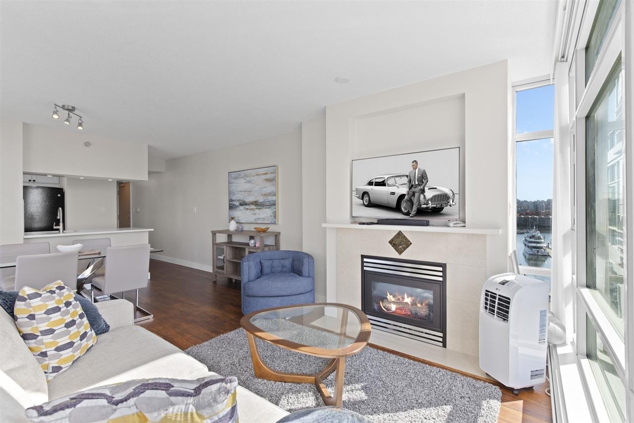 906-1199 Marinaside Crescent, Vancouver
