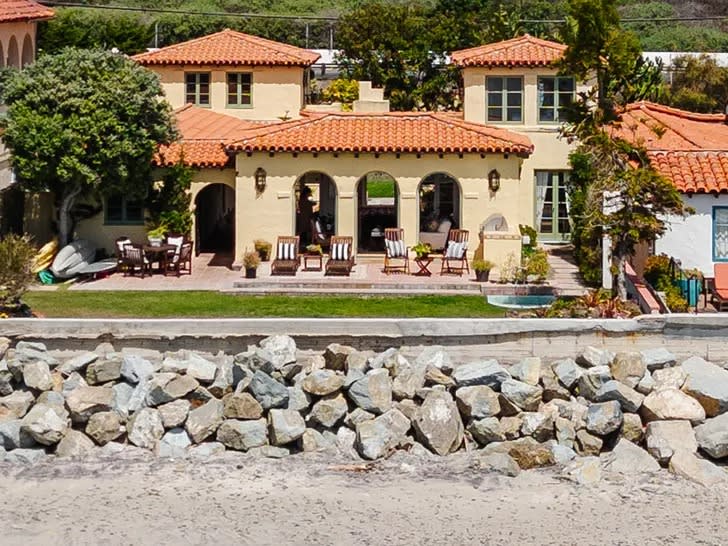 Actor Anthony Edwards Selling Dana Point Beach House for $6.5 Million