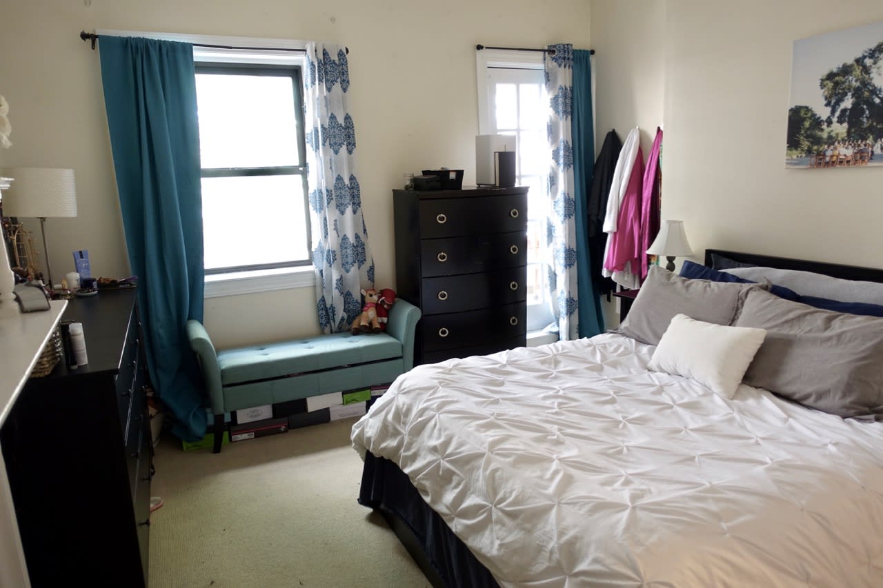 Saint Botolph Street - 2 Bed 1 Bath w. Laundry/DECK/Parking and AC! 