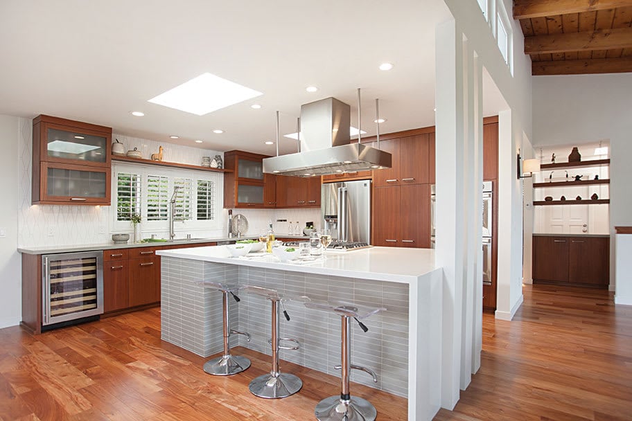 What Is a Waterfall Countertop and Is It Right for Your Kitchen?