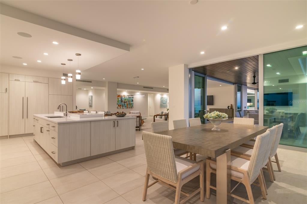 4750 Ocean Blvd, #202