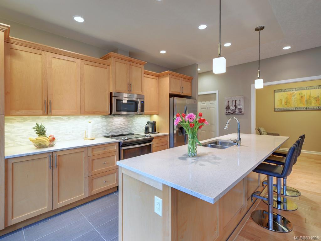29-2363 Demamiel Dr, Sooke