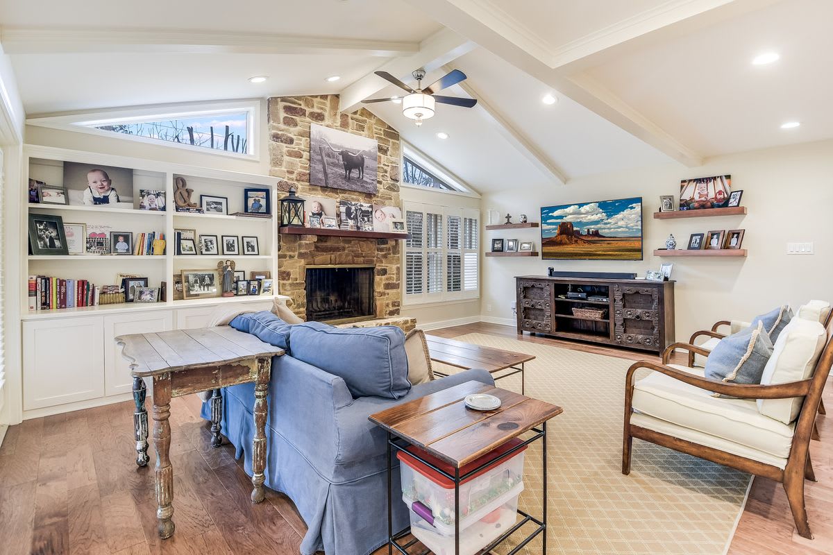 2915 Woodcrest Drive - Terrell Heights